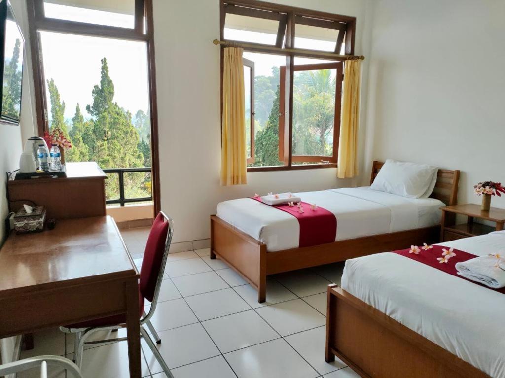 Grha Kasih Hotel Bogor Exterior photo